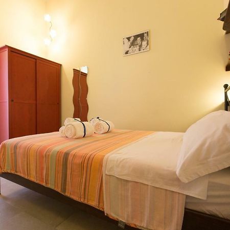 Apartamento La Fontana Di Rua Catalana Nápoles Exterior foto
